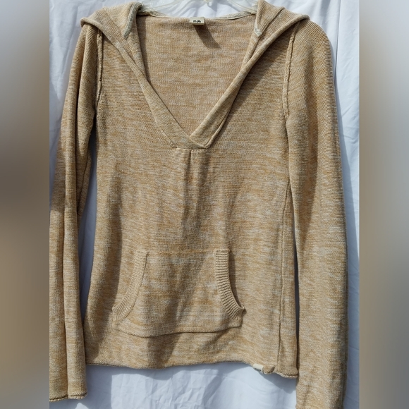 Knitted Top - Picture 1 of 3